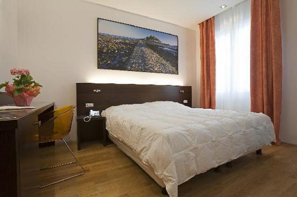 Vesta Domus Roma Quarto foto